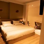 Merko 4* Berat